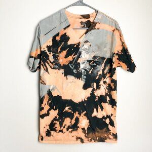 8&9 Tie Dye Graphic T Shirt Large